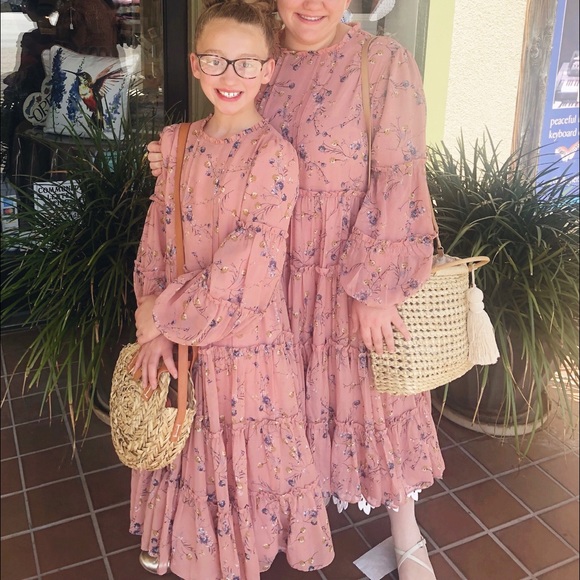 Dainty Jewells Dresses & Skirts - •Dainty Jewell’s Dress•